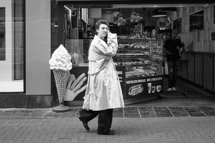 monochrome